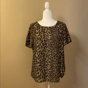 ❌SOLD❌ NWOT Banana Republic Factory Short Sleeve Blouse